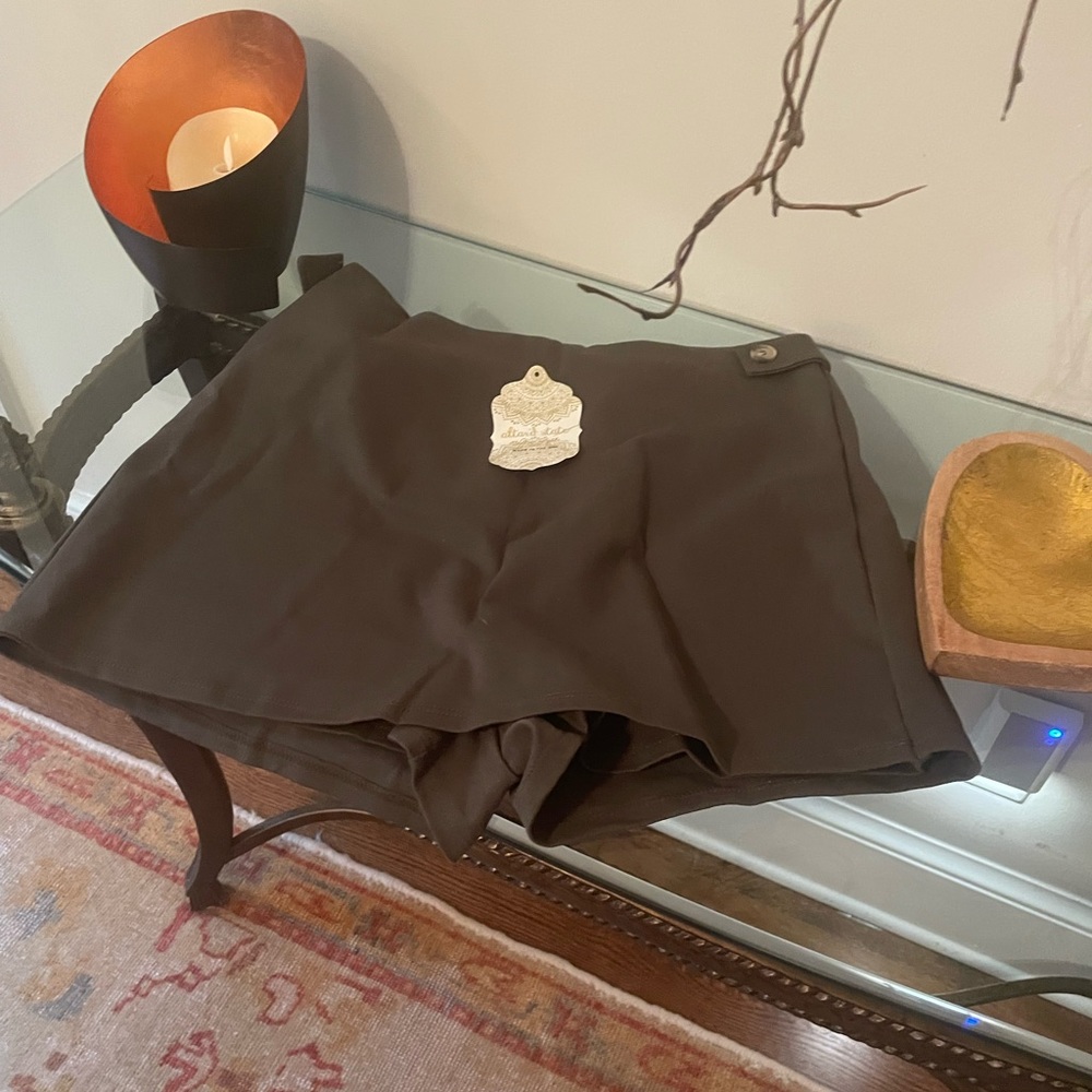 NWT Altered State Army Green Skort